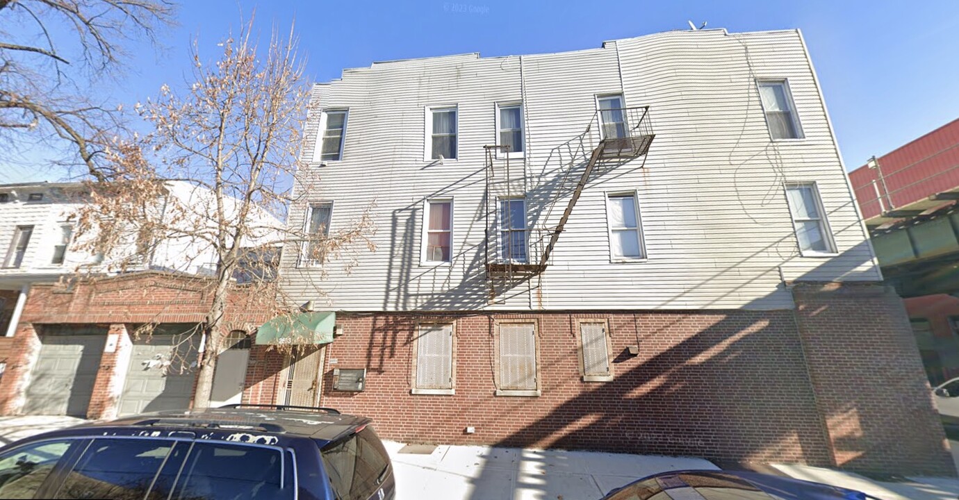 2693 Fulton St in Brooklyn, NY - Building Photo