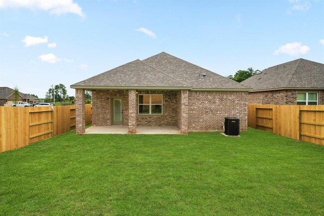 6115 White Spruce Dr in Conroe, TX - Foto de edificio - Building Photo