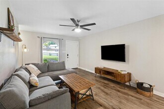 1901 Glen Allen St in Austin, TX - Building Photo - Building Photo