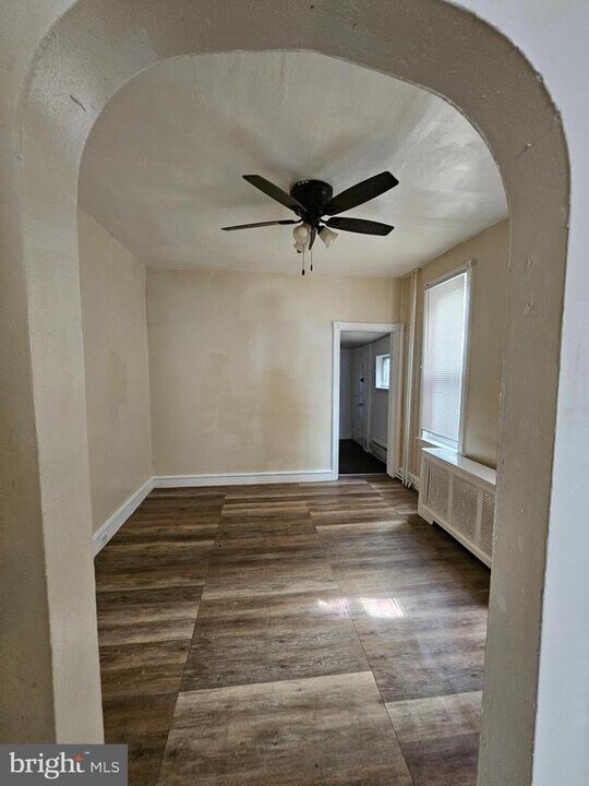 4022 N Franklin St in Philadelphia, PA - Building Photo