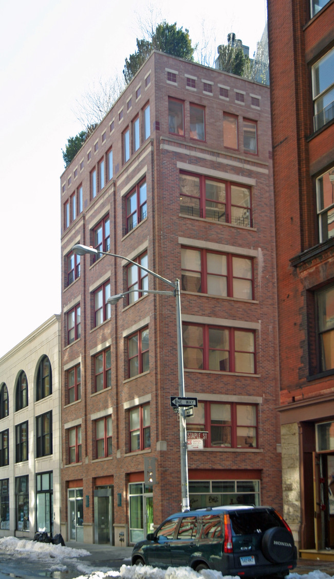 5 Harrison St in New York, NY - Building Photo - Building Photo