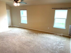 433 Moulins Ln in Georgetown, TX - Building Photo - Building Photo