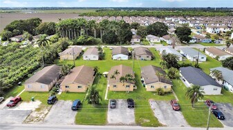 25450 SW 107th Ave in Homestead, FL - Building Photo