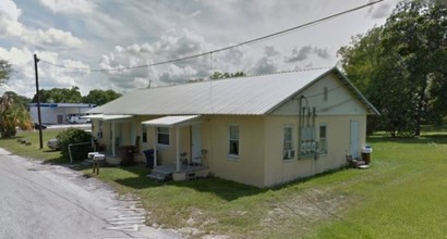 108 NW 4th Ave in Mulberry, FL - Foto de edificio - Primary Photo