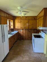 401 W Main St in Greeneville, TN - Building Photo - Building Photo