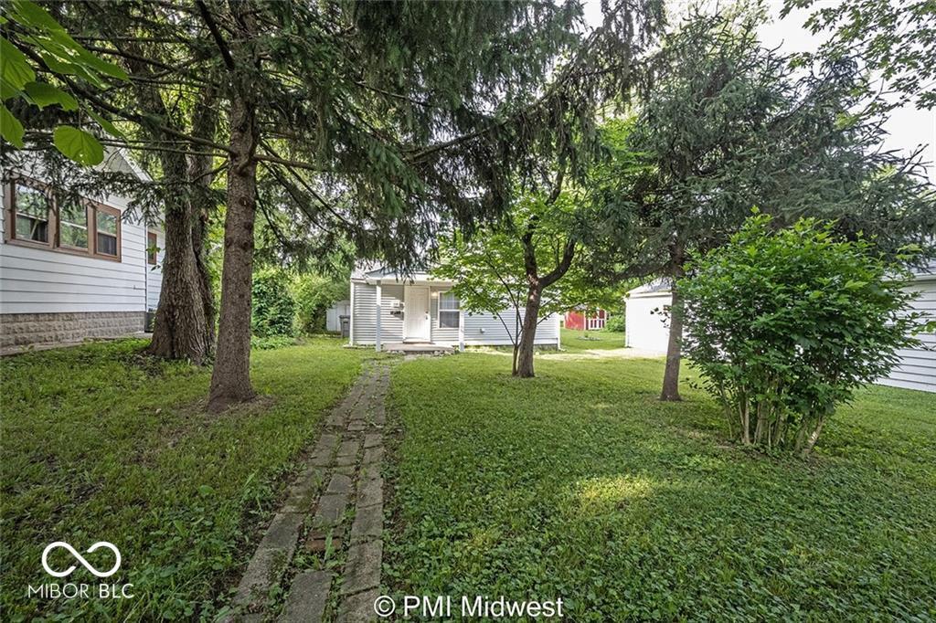 1519 E Mills Ave in Indianapolis, IN - Building Photo