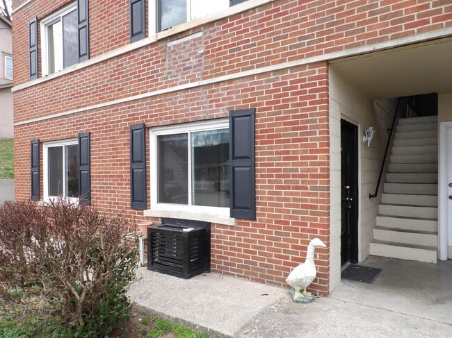 720 Woodland Ave in Frankfort, KY - Building Photo - Building Photo