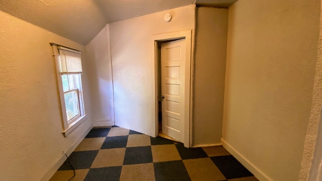 553 Shamrock St SW in Grand Rapids, MI - Building Photo - Building Photo