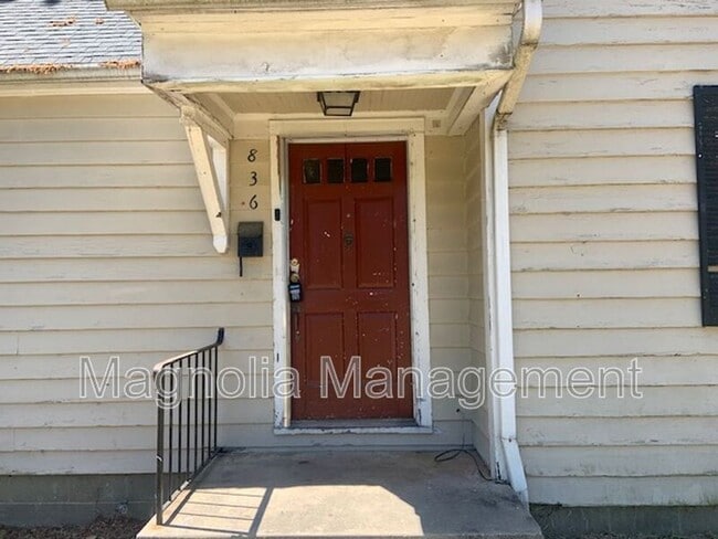 836 E Montgomery St in Henderson, NC - Building Photo - Building Photo