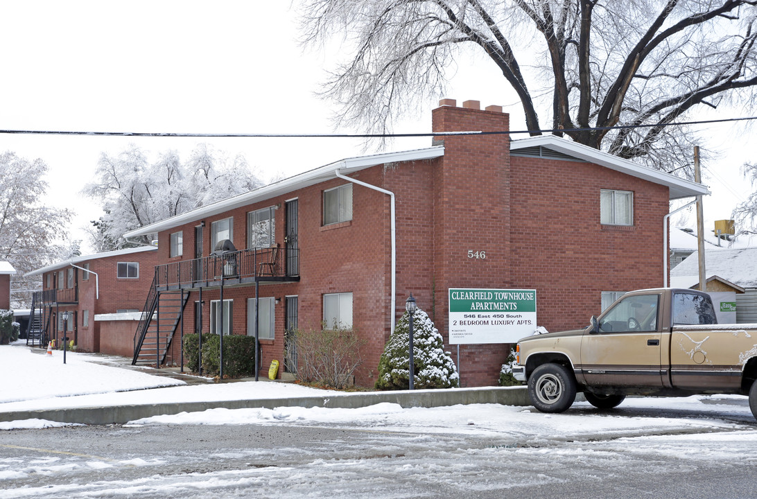 Clearfield Townhouse Apartments in Clearfield, UT - Building Photo