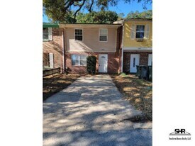 8487 Old Spanish Trail Rd in Pensacola, FL - Building Photo