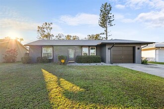 3916 Cochise Terrace in Sarasota, FL - Building Photo - Building Photo
