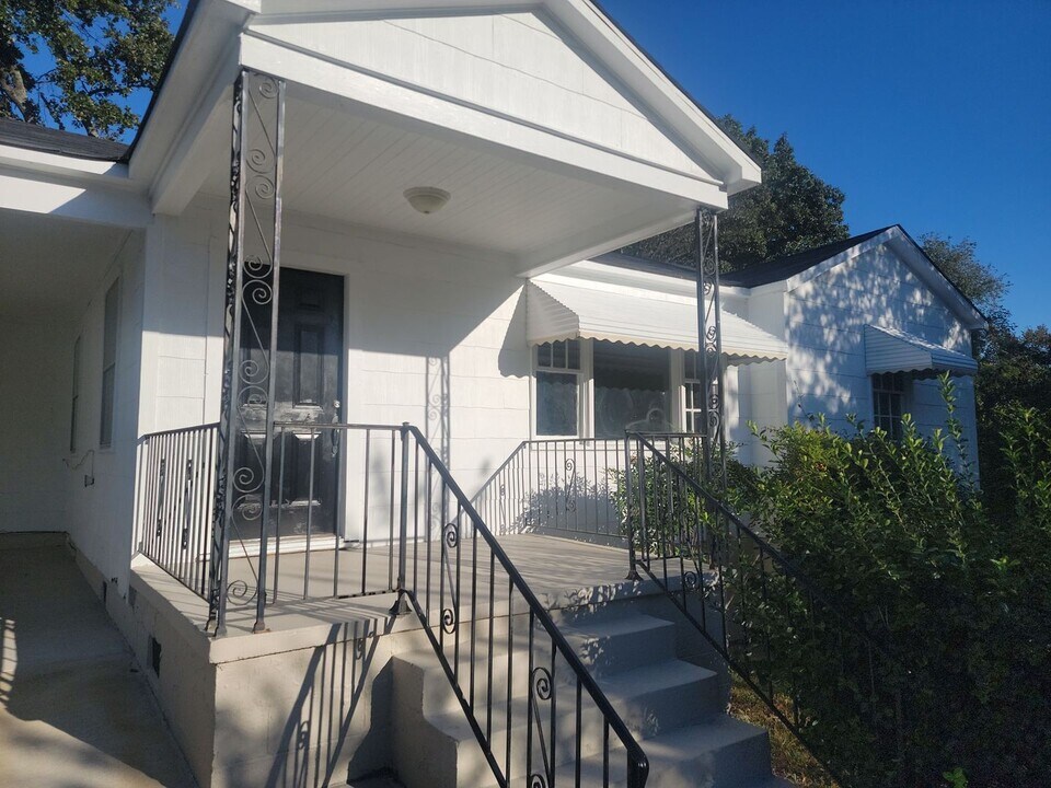 4423 Bryan Ave in Anniston, AL - Building Photo