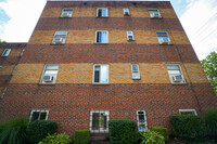 Wellesley Place in Pittsburgh, PA - Foto de edificio - Building Photo