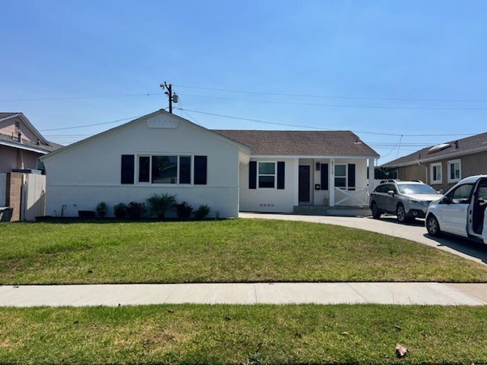 4712 Merrill St in Torrance, CA - Building Photo