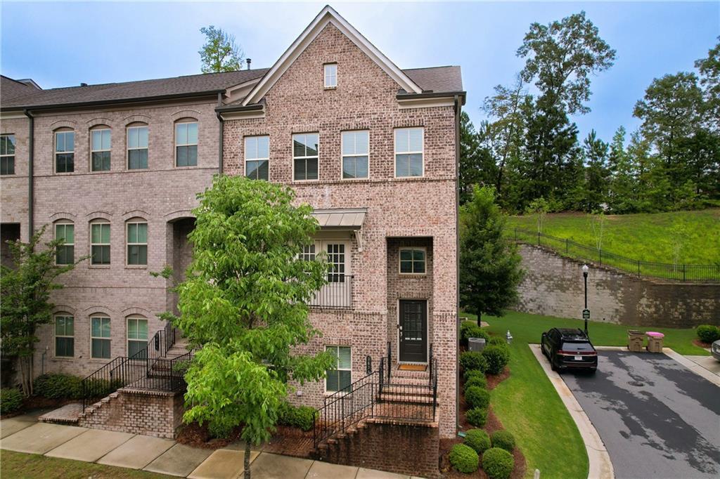 3634 Via Nuova Ln in Suwanee, GA - Building Photo