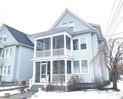 108 Concord St in Hamden, CT - Building Photo