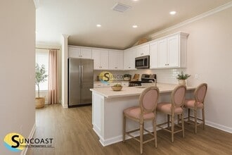 6040 W Oak Park Blvd in Homosassa, FL - Building Photo - Building Photo