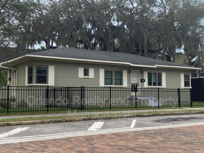 property at 804 N Thornton Ave