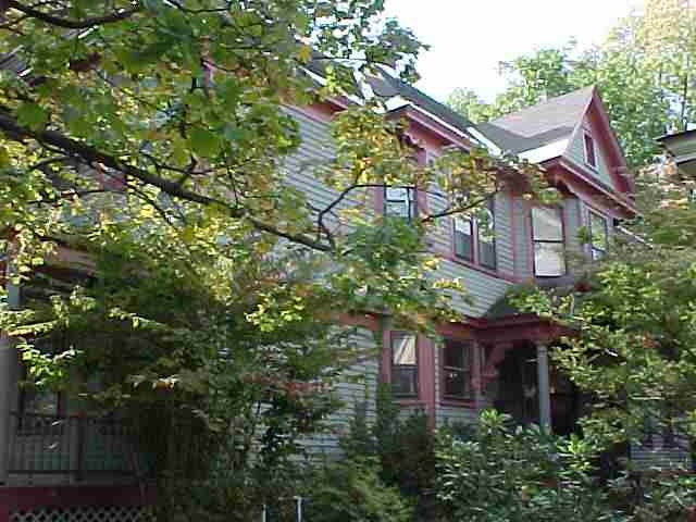 1063 University Pl in Schenectady, NY - Foto de edificio - Building Photo