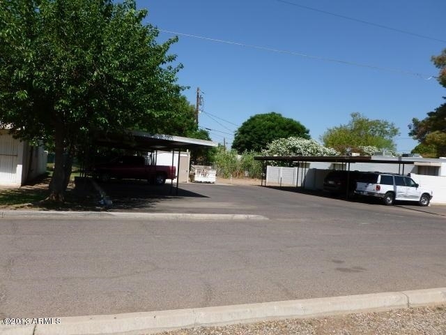 Las Casitas Apartments in Phoenix, AZ - Building Photo - Building Photo