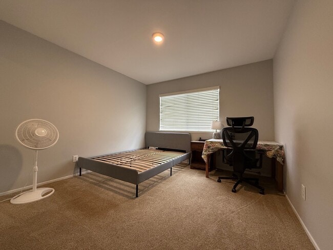 property at 10548 Oakdale Dr