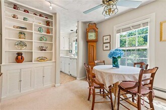 141 Narragansett Ave in Newport, RI - Building Photo - Building Photo