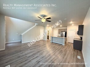 388 N Traquair Ln in Meridian, ID - Building Photo - Building Photo