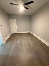 6102 McCallum St in Philadelphia, PA - Foto de edificio - Building Photo