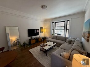 WEST 72 STREET in New York, NY - Building Photo - Building Photo