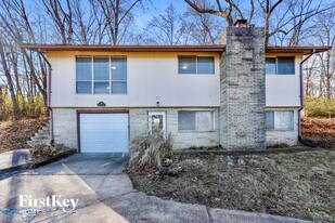 31 Delores Dr in Fenton, MO - Building Photo