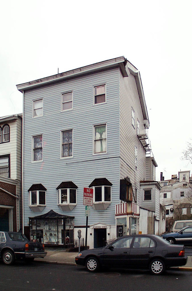 49 Bayard St in New Brunswick, NJ - Foto de edificio - Other