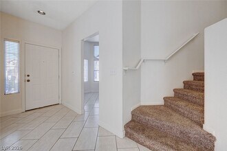 267 Bluefield Ln in Henderson, NV - Building Photo - Building Photo