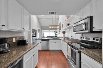 39 Lakeview Village in Montgomery, TX - Building Photo - Building Photo