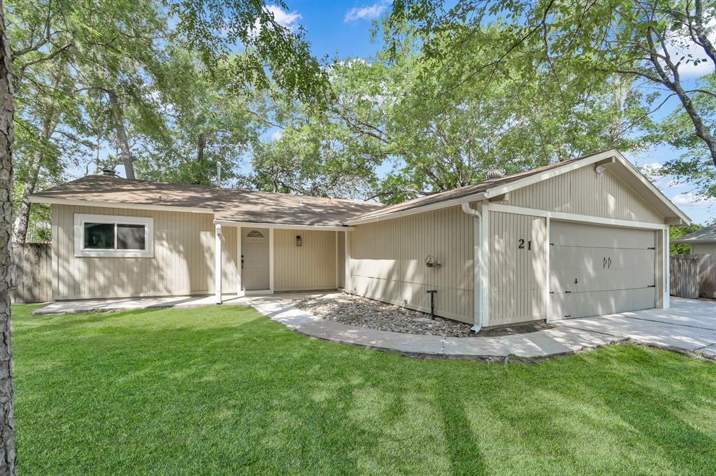 21 Gambrel Oak Pl in Spring, TX - Building Photo