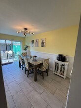 1459 Deauville Pl in Costa Mesa, CA - Building Photo - Building Photo