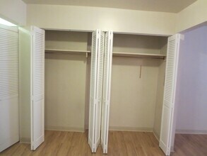 6350 Forward Ave, Unit Unit 21 in Pittsburgh, PA - Building Photo - Building Photo