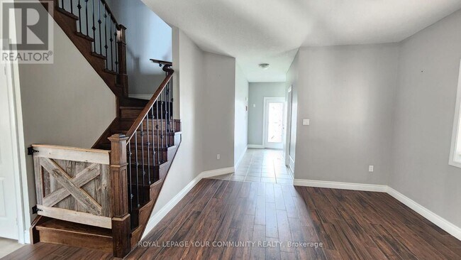 1417 Sheldon St in Innisfil, ON - Building Photo - Building Photo
