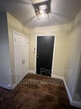 2 George St S in Kawartha Lakes, ON - Building Photo - Building Photo