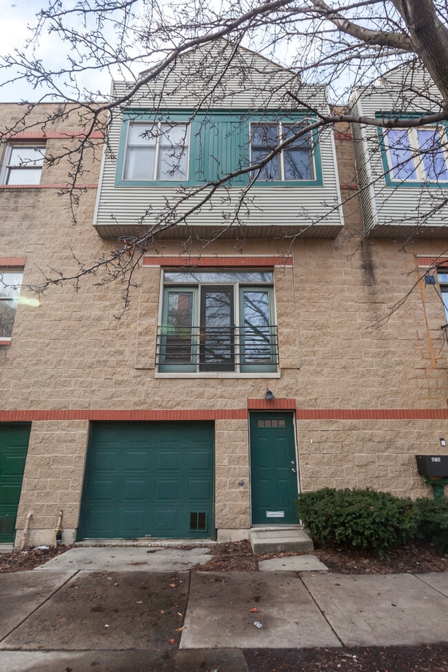 616 N Paulina St in Chicago, IL - Building Photo - Building Photo