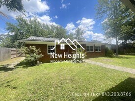 102 Richter Dr in Ladson, SC - Building Photo