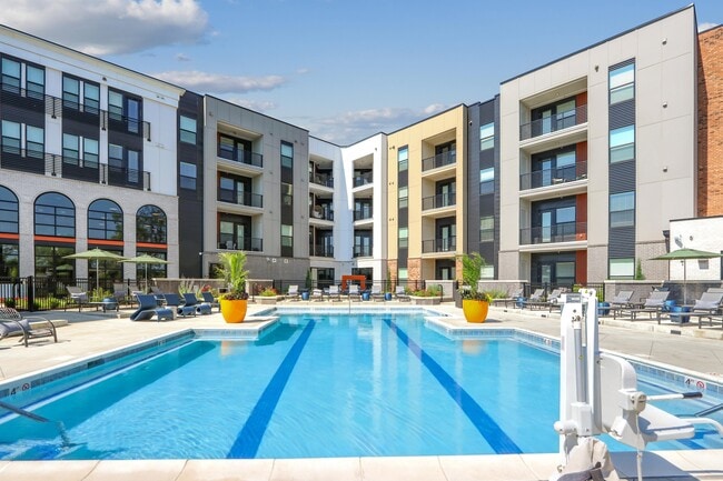 The Terra Apartment Homes in Louisville, KY - Foto de edificio - Building Photo
