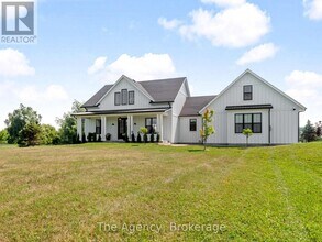 51075 Deeks Rd S in Wainfleet, ON - Building Photo - Building Photo