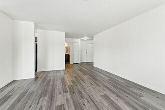 5016 S Rainbow Blvd in Las Vegas, NV - Building Photo - Building Photo