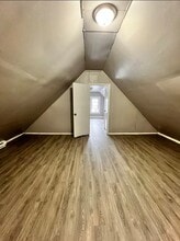 135 Wegman Pky, Unit 2 in Jersey City, NJ - Building Photo - Building Photo