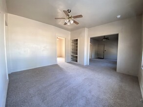 2700 Woodlawn Blvd in Denison, TX - Building Photo - Building Photo