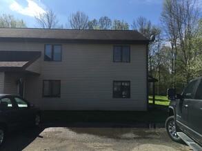 8 Hern Ave, Unit 1D in Lakewood, NY - Building Photo - Building Photo