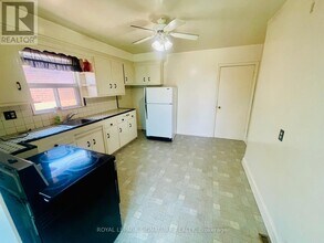 7 Placid Rd in Toronto, ON - Building Photo - Building Photo