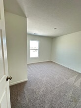 2075 Barleybrook St in Batavia, OH - Foto de edificio - Building Photo