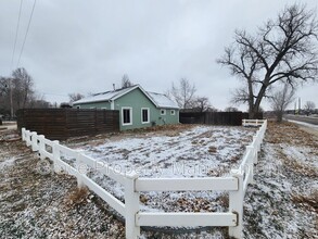 810 Briggs St in Erie, CO - Foto de edificio - Building Photo